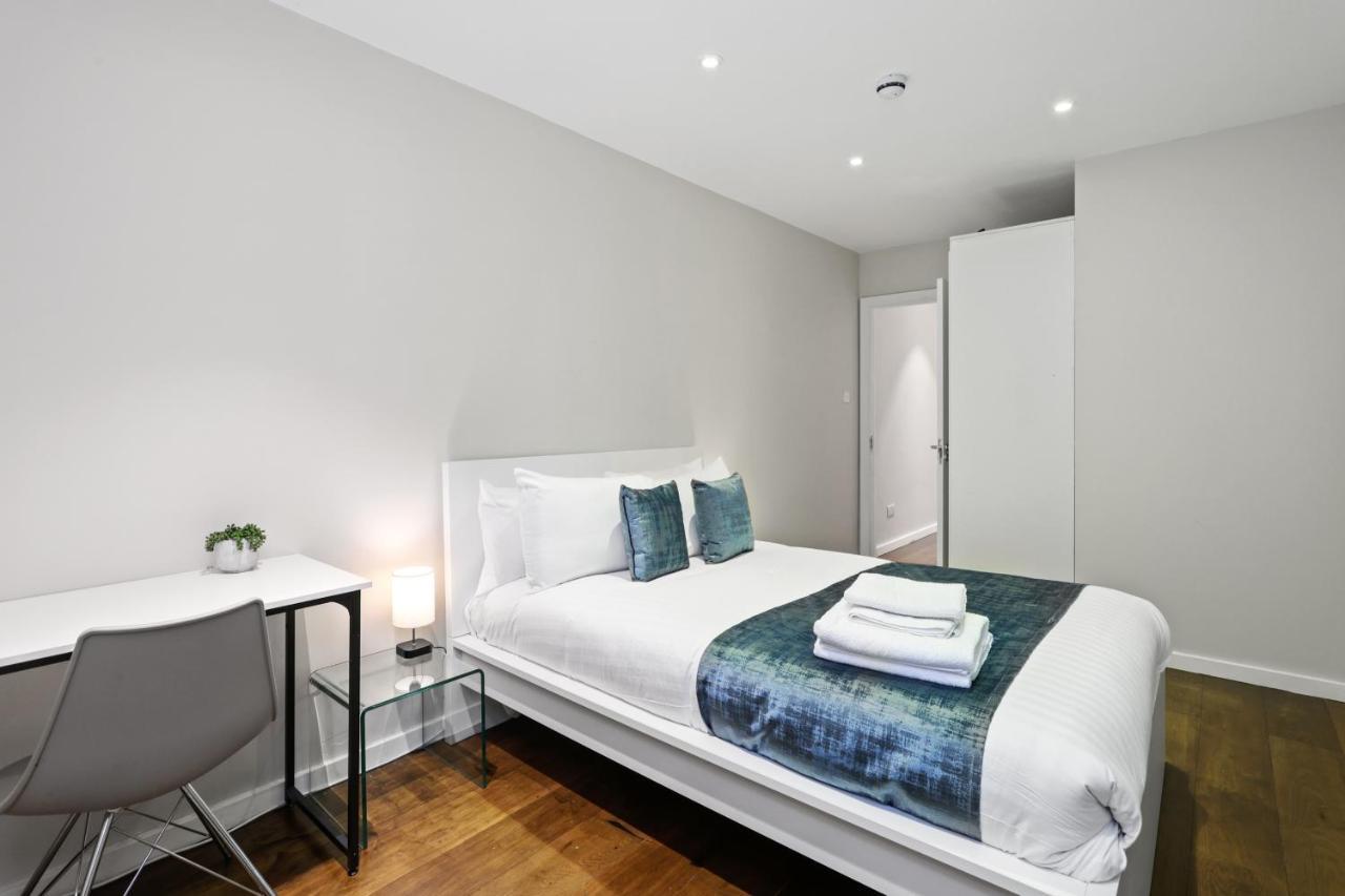 Spacious 1 Bedroom Flat Londra Exterior foto